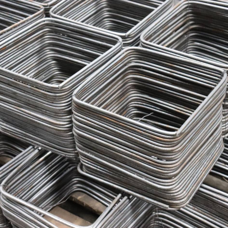 Гнуті профілі з рифленої і гладкої арматури